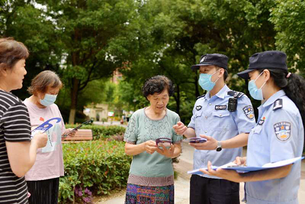 南京外来人口比例_安徽居然稳居上海和南京外来人口榜首,四川、河南也不甘落