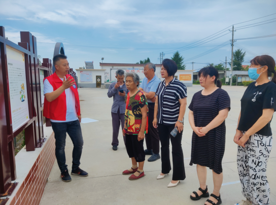 泰州市姜堰区张甸镇三陈村：“援法议事”装扮人居环境新颜值