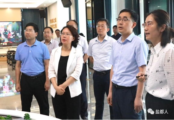 省委组织部人才工作处来智能终端小镇调研人才工作