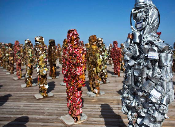 陈道明冷眼图遭恶搞 唐国强躺枪_图片频道_