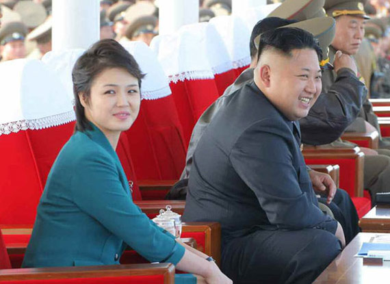  金正恩 专机似曝光 携李雪主观看朝军飞行大赛