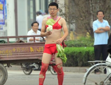 黄奕正式离婚后<em>首度</em>发声:母女偕行 互相取暖_