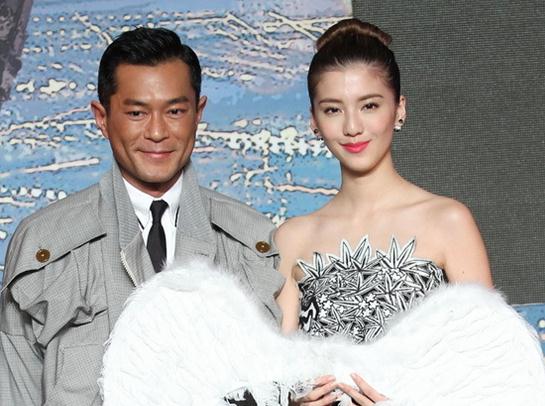 《神探驾到》古天乐断案 吴千语爆张翰"出轨"