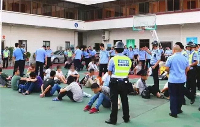 佛山最大传销案 有81位男性被色诱后再加入