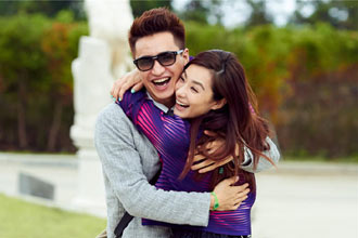 刘璇夫妇甜蜜旅行照曝光 恩爱似初恋