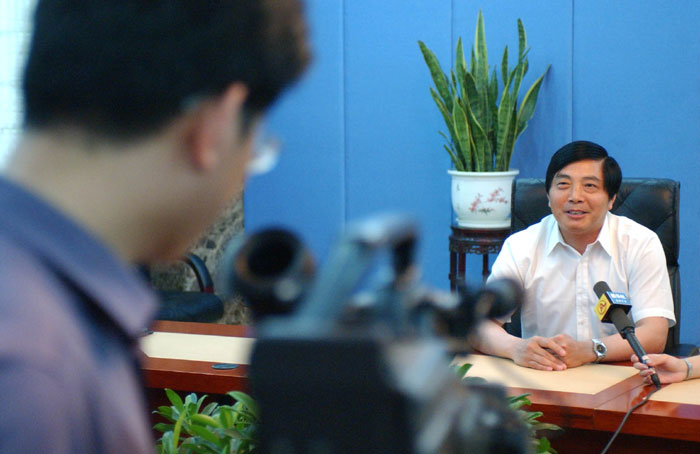 市委书记和市长谁官大 南阳市长书记留言板